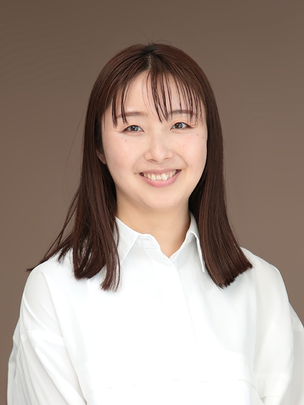 設計部　八木紫保